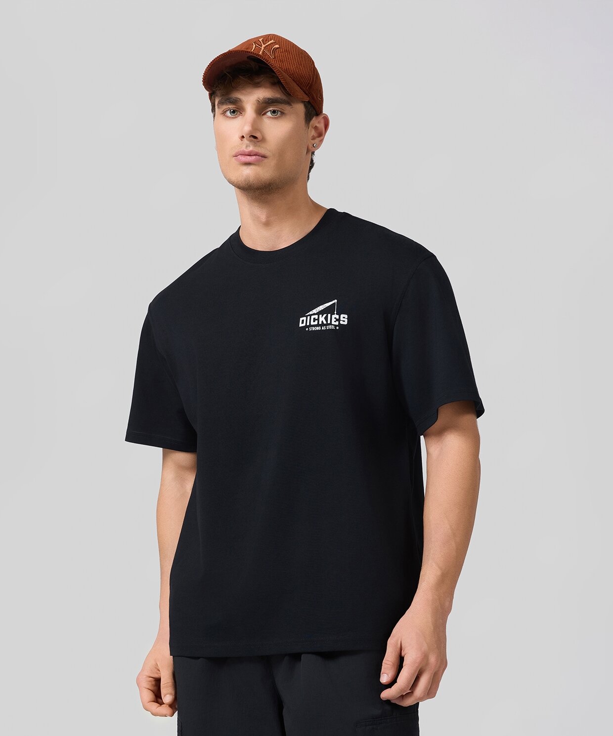 marquee-418415-1