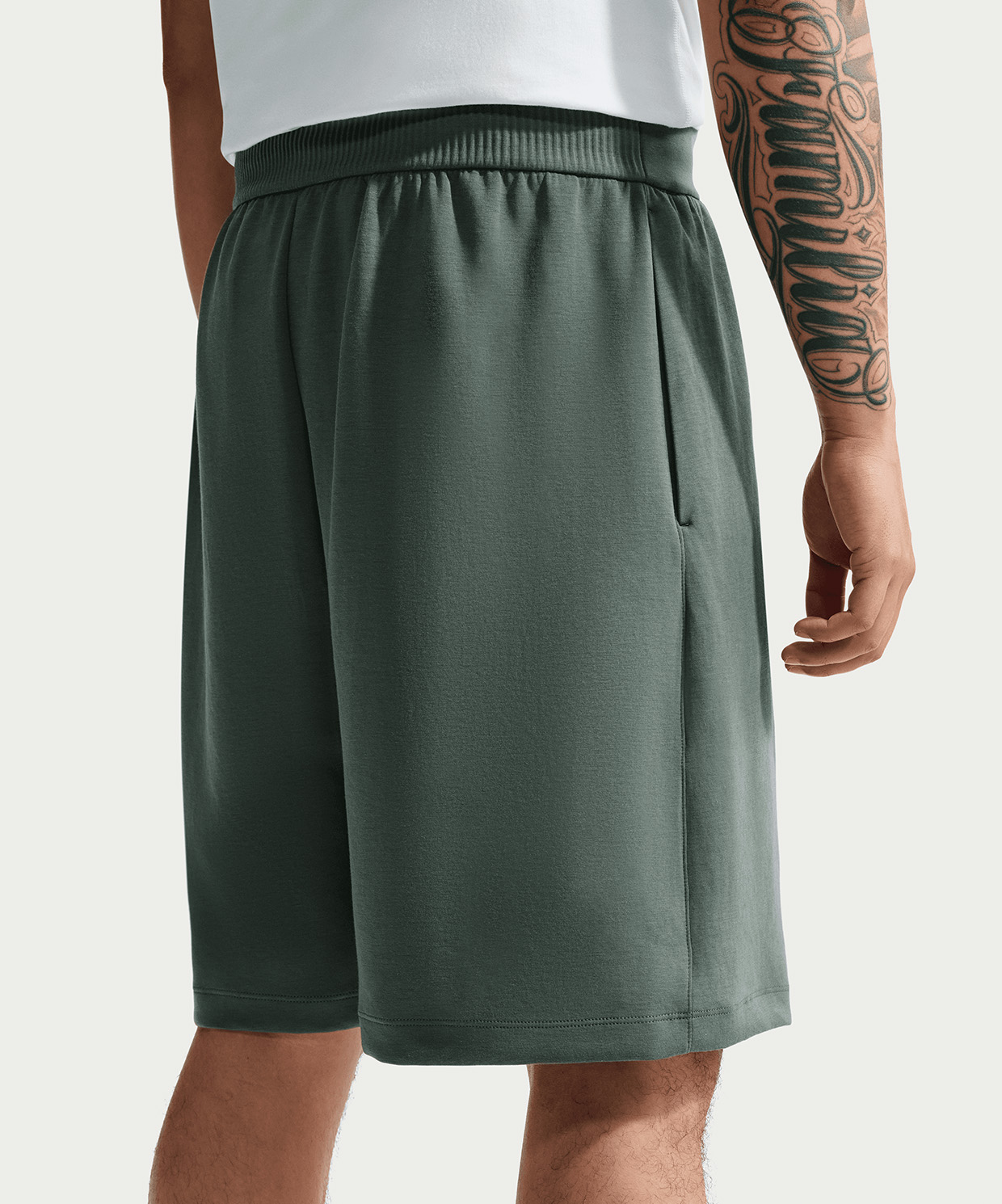 marquee-619923-3