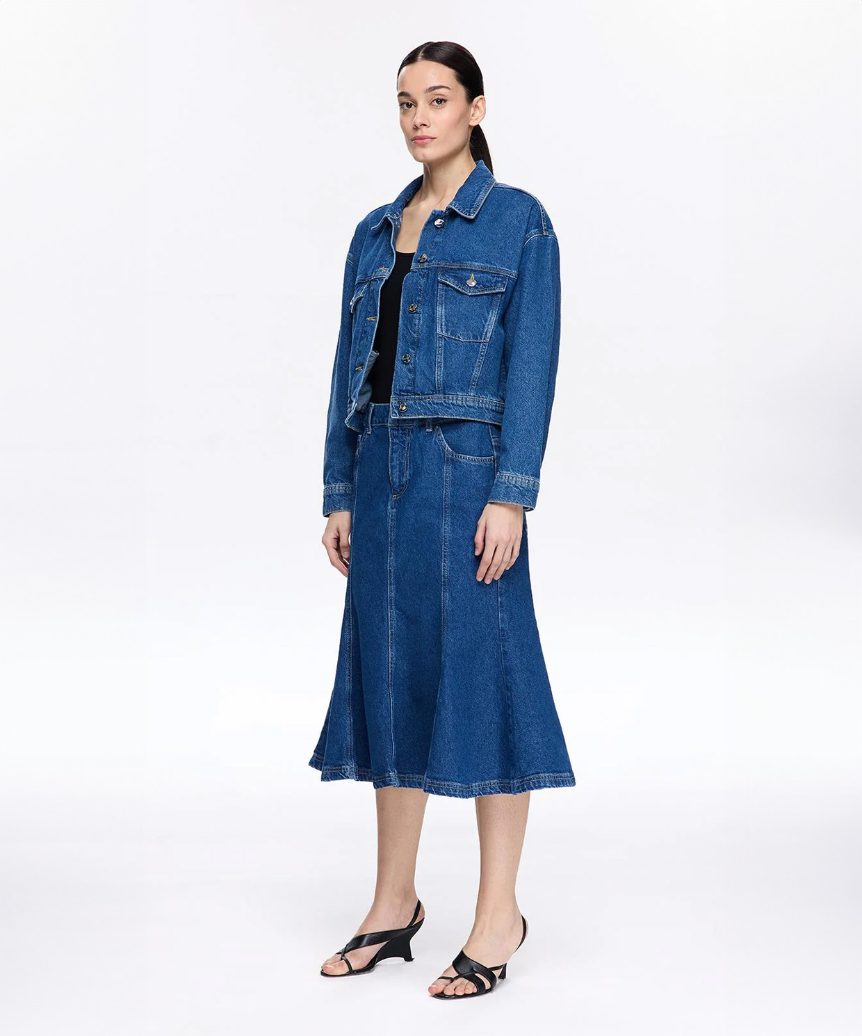 marquee-202599-3