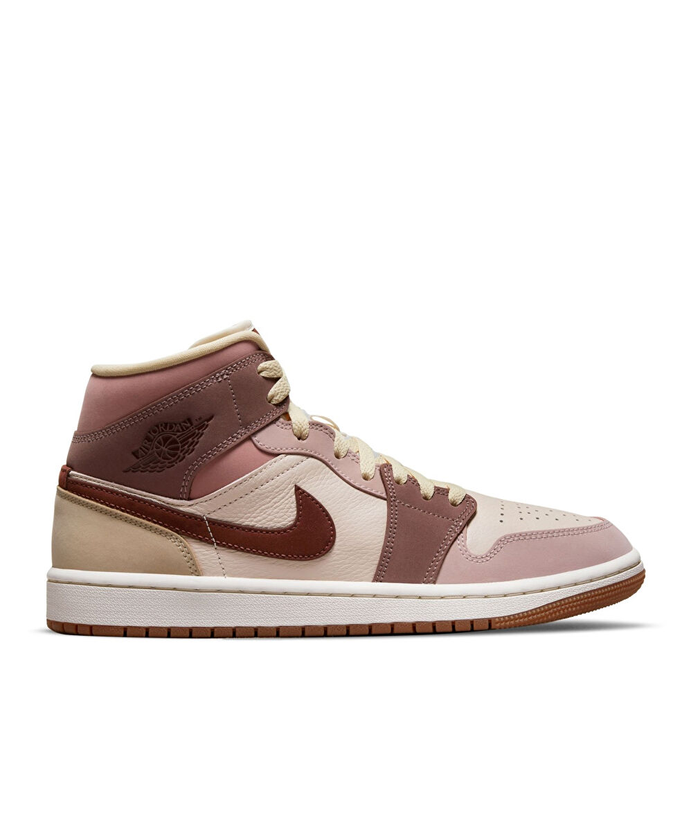 Jordan Air 1 Mid SE
