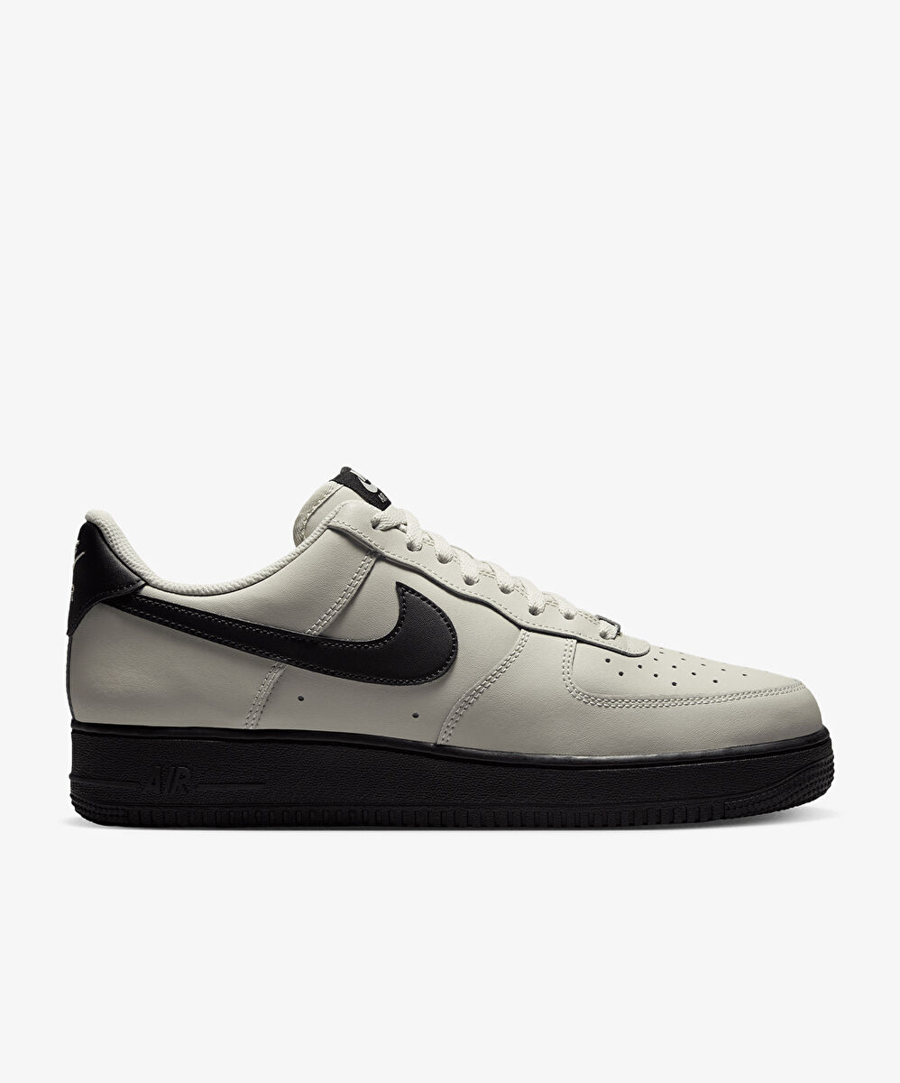 Nike Air Force 1 '07