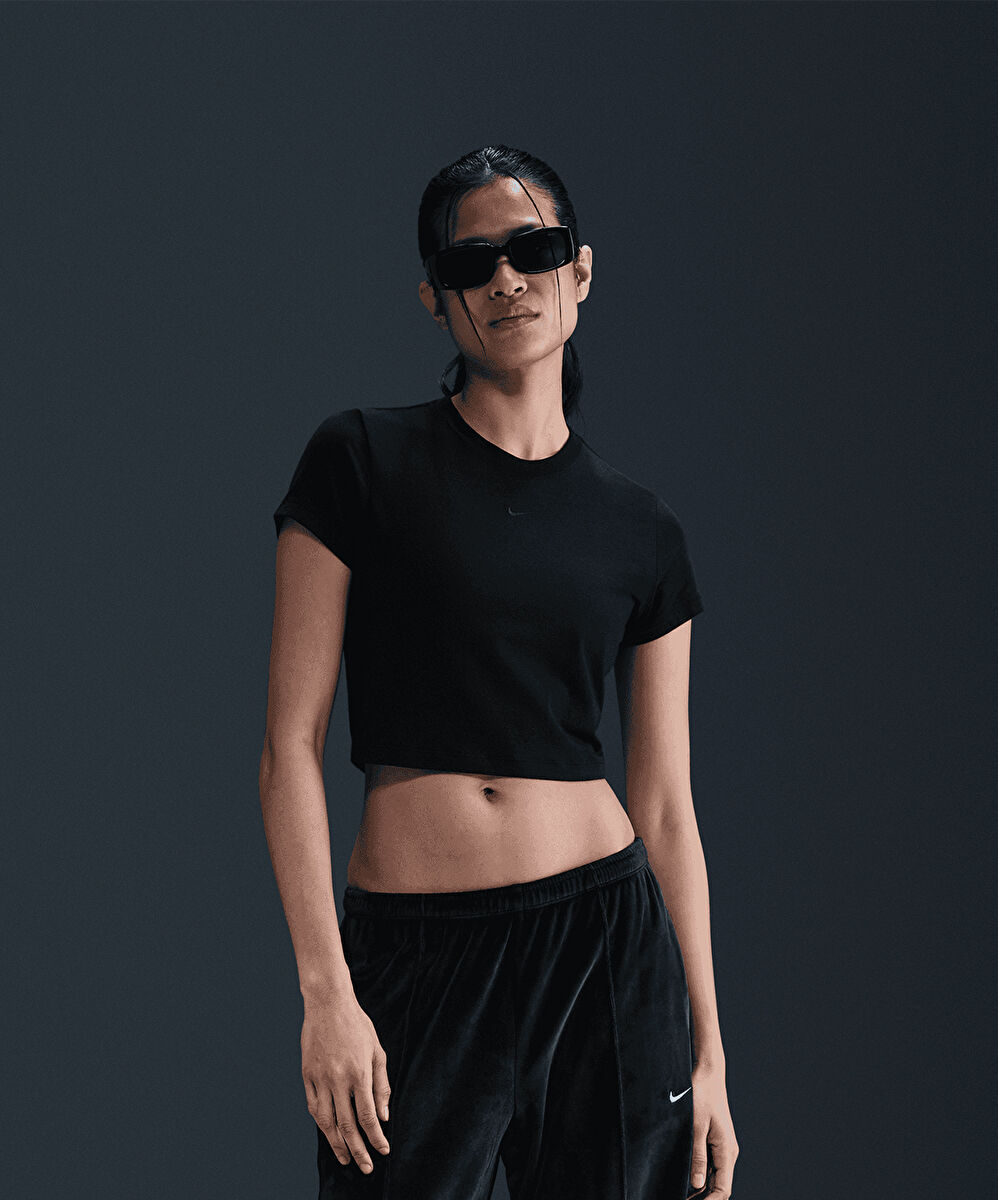 Nike Sportswear Chill Knit Cropped T-Shirt