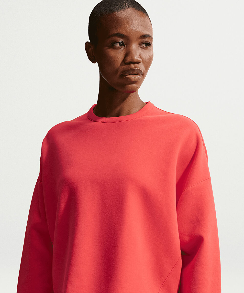 Nike 24.7 ImpossiblySoft Dri-FIT Oversized Crew-Neck Top