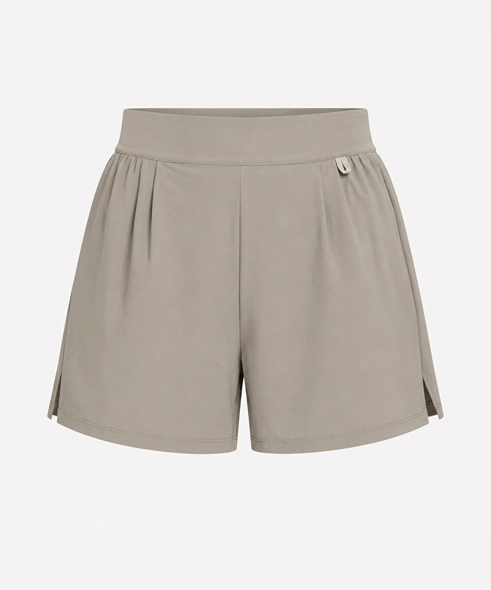Nike 24.7 PerfectStretch Dri-FIT High-Waisted Shorts