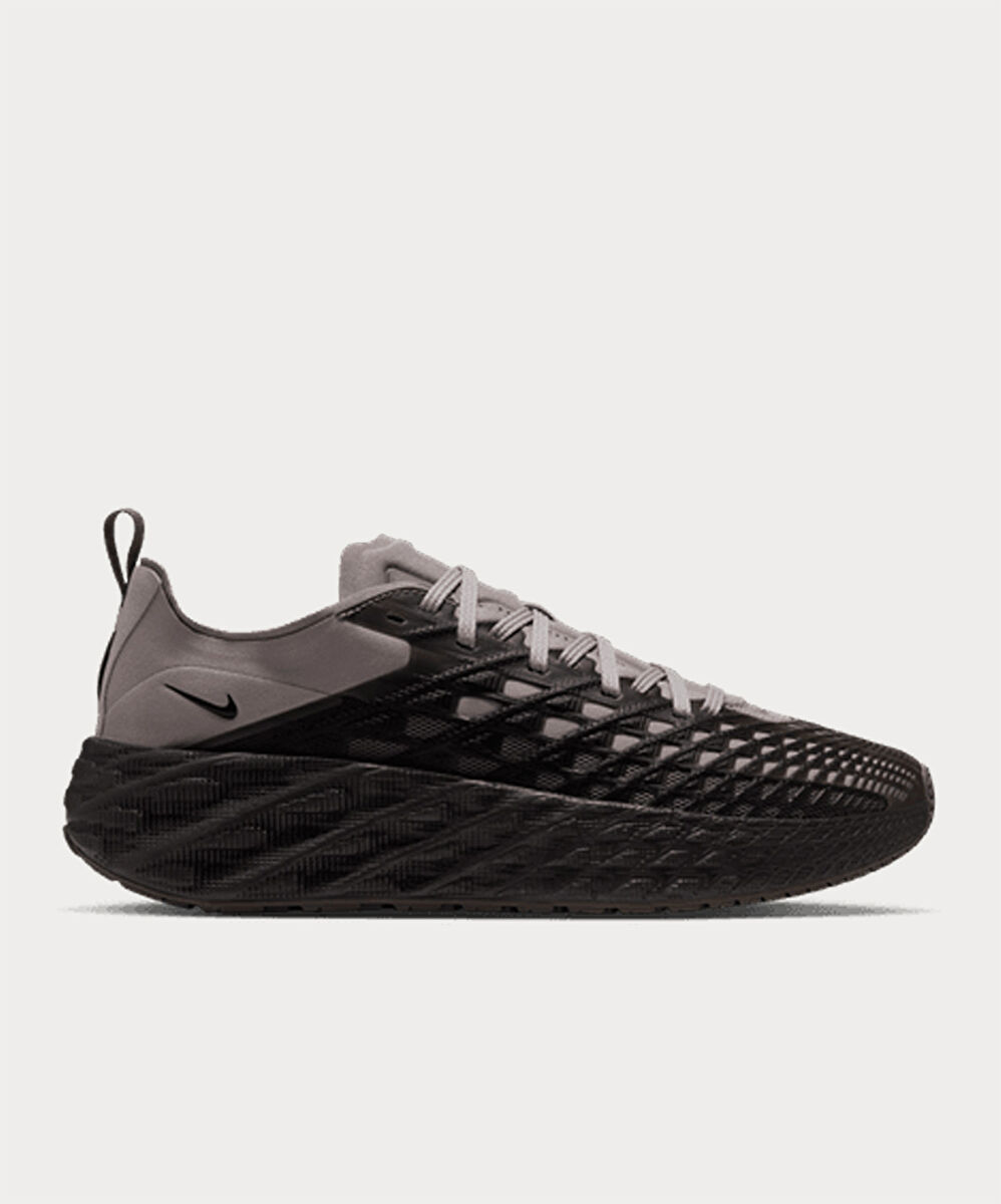 Nike Ava Edge