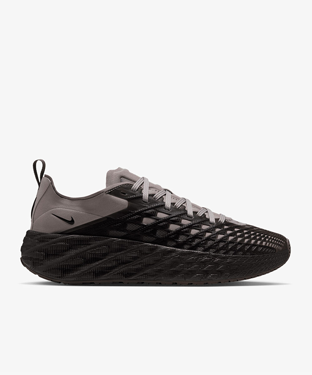 Nike Ava Edge