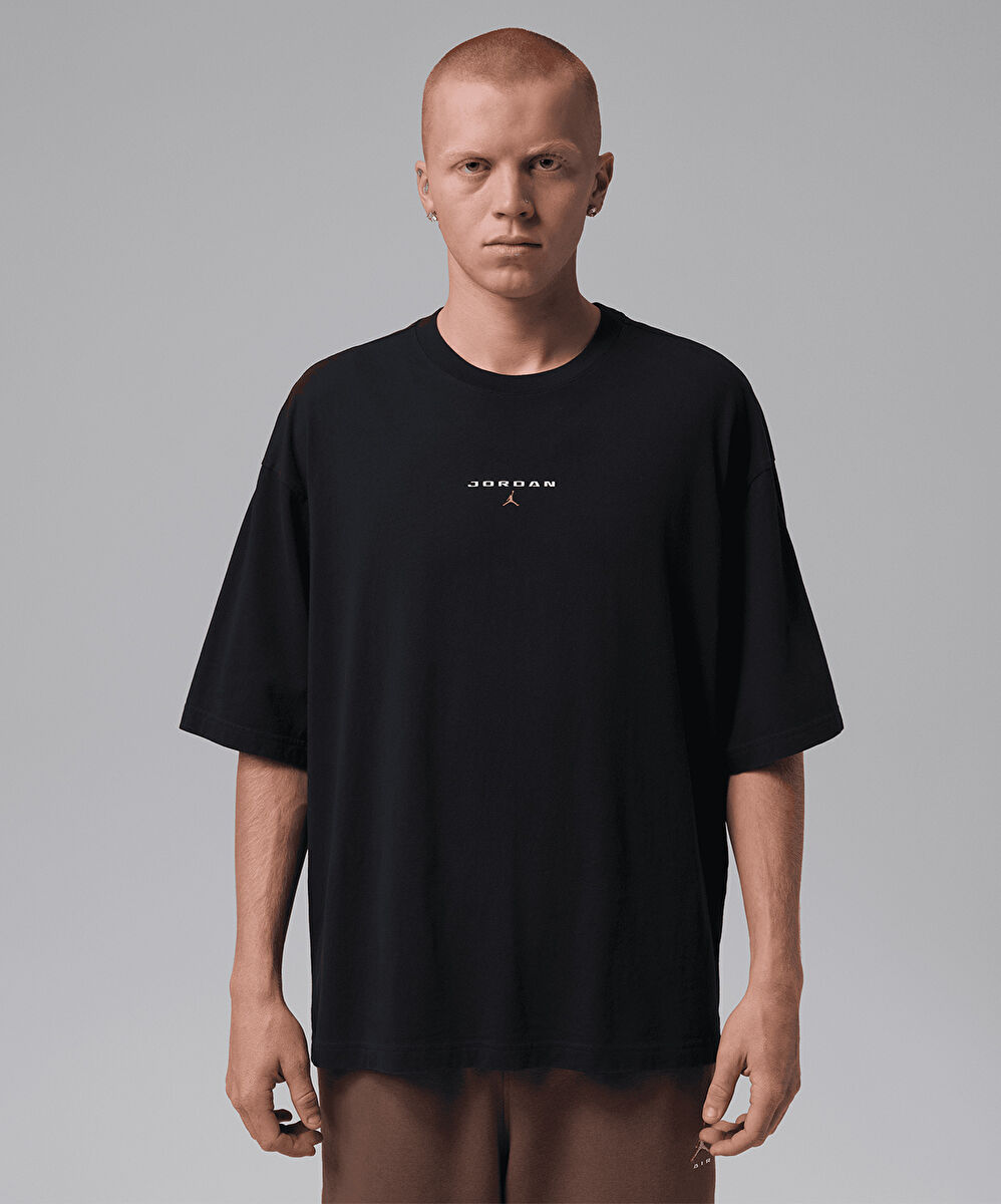Jordan Flight Essentials Oversized Patch T-Shirt