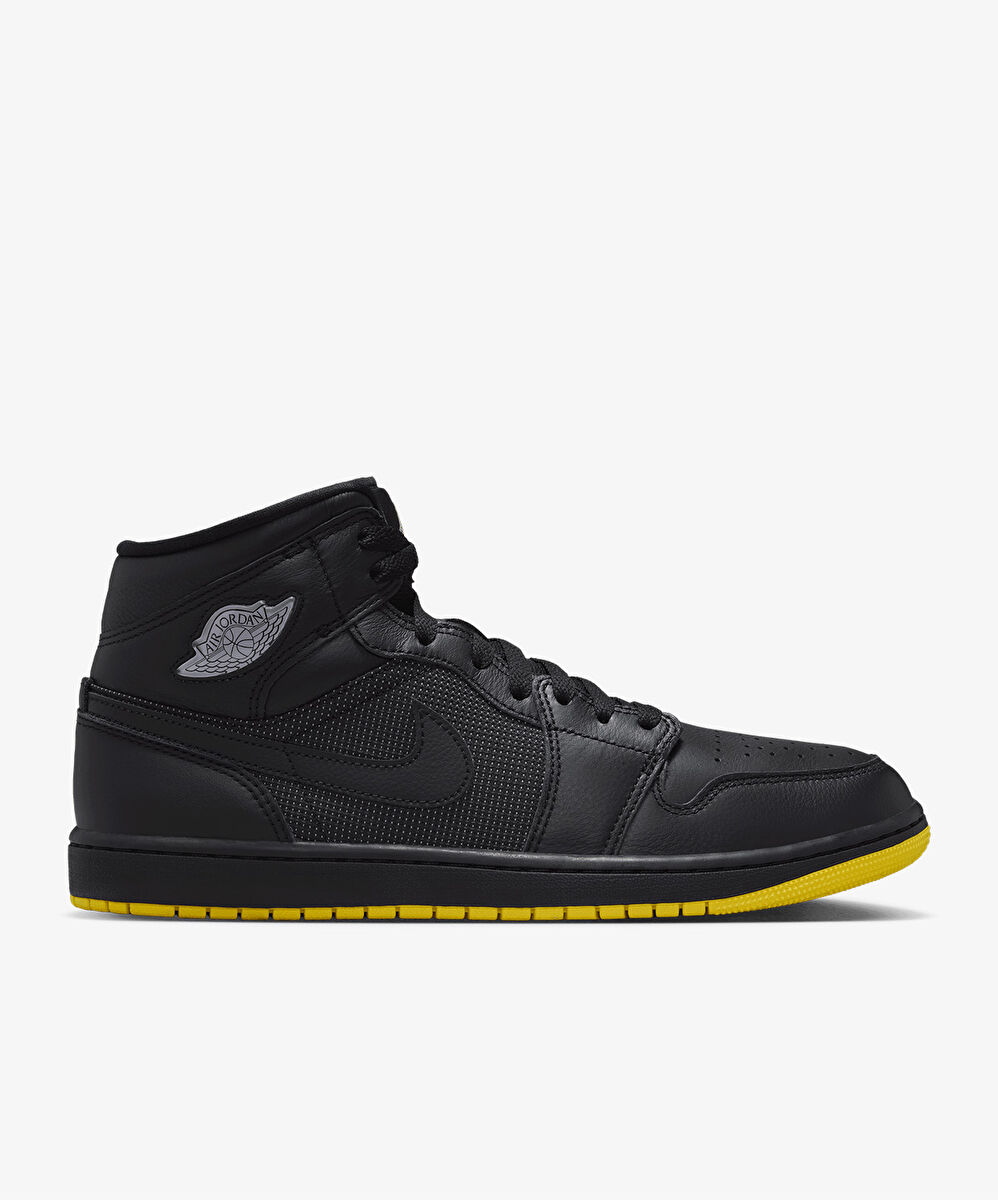 Jordan Air 1 Mid SE