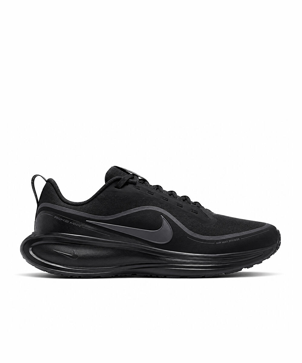 Nike Revolution 8 Utility