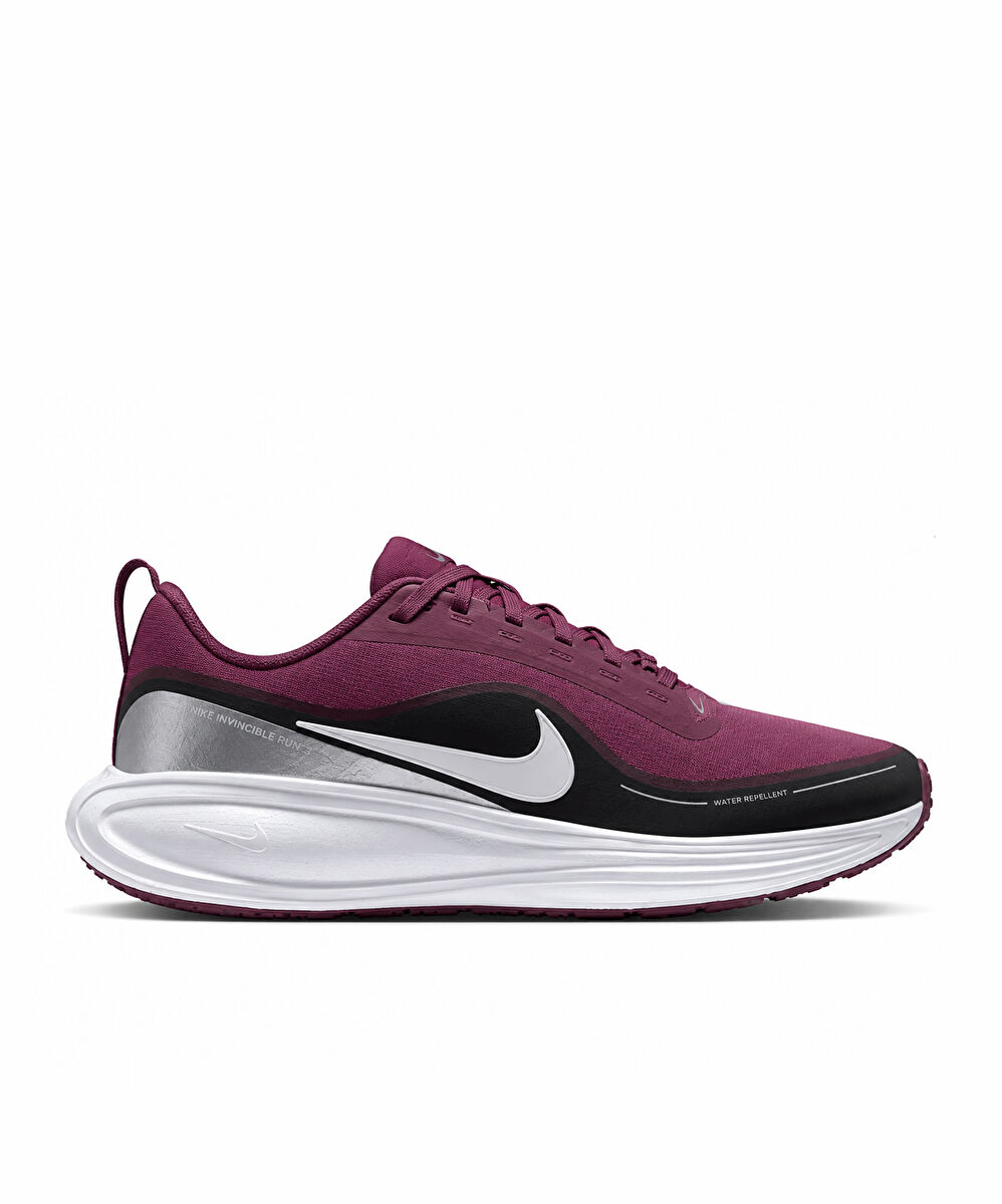 Nike Revolution 8 Utility