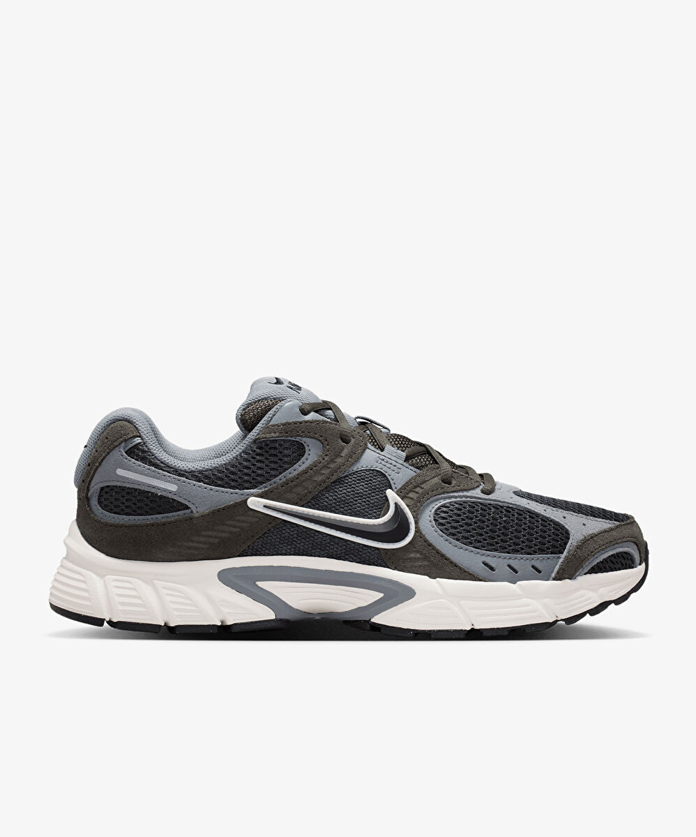 Nike V5 RNR Suede