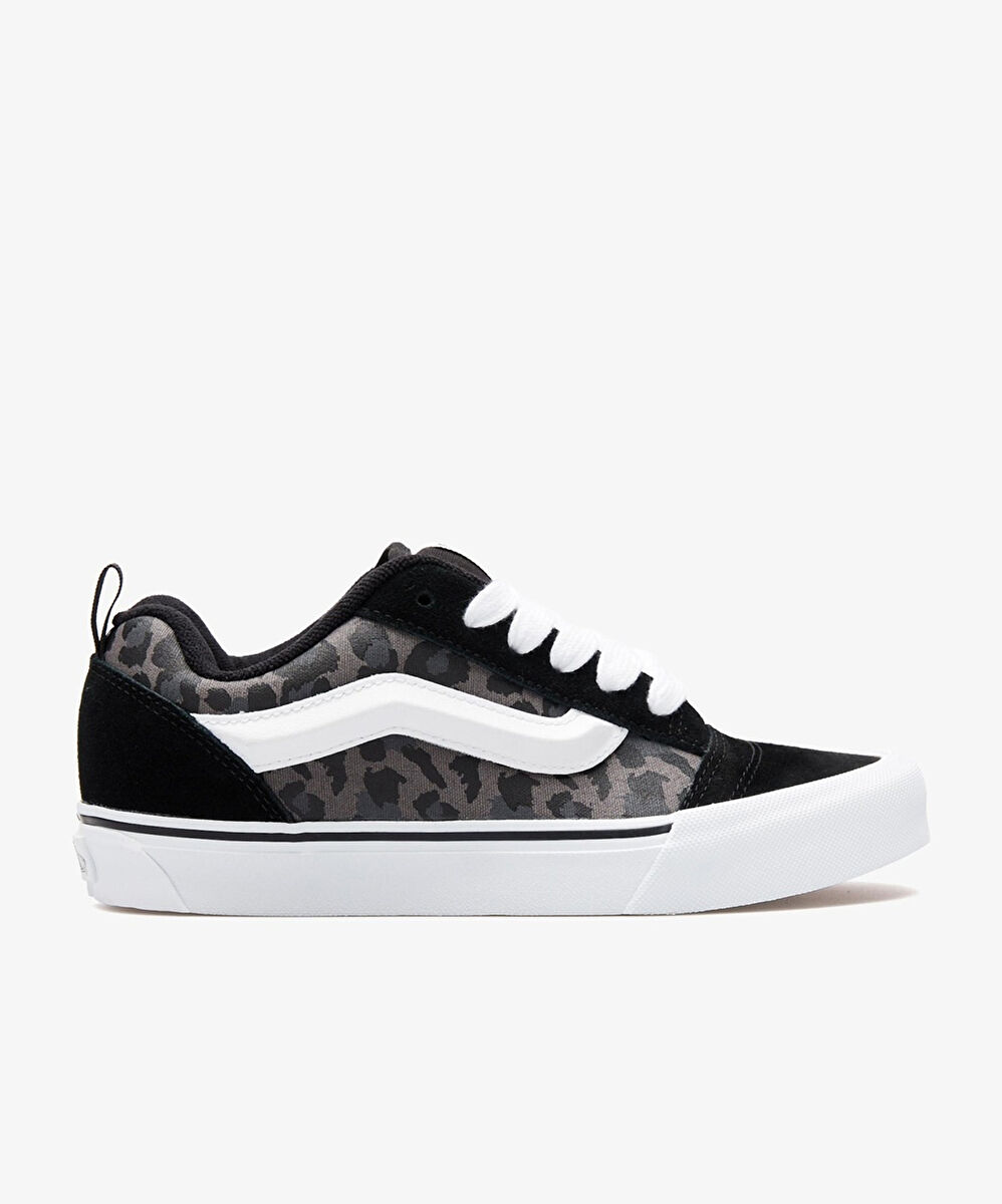 Vans Knu Skool