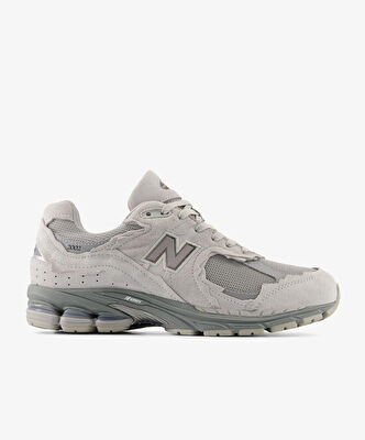 New Balance 2002 Koleksiyonu & Retro Spor Ayakkabılar - Sneaks Up