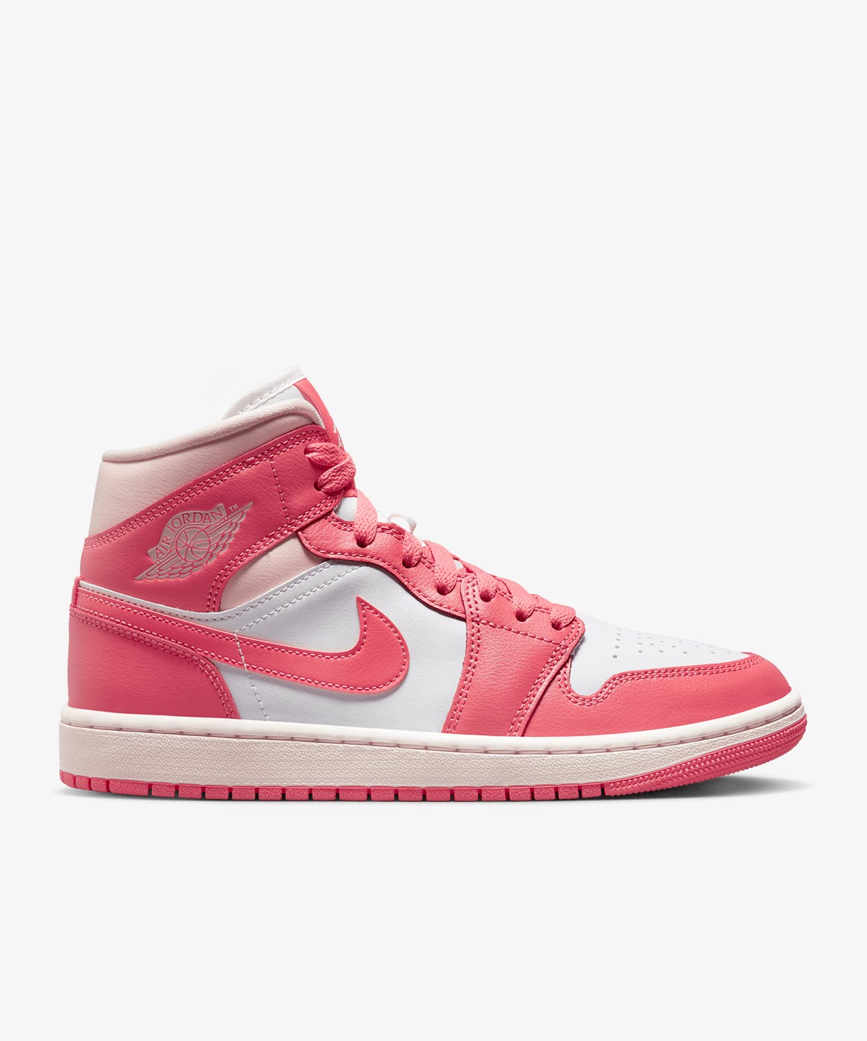 PEMBE