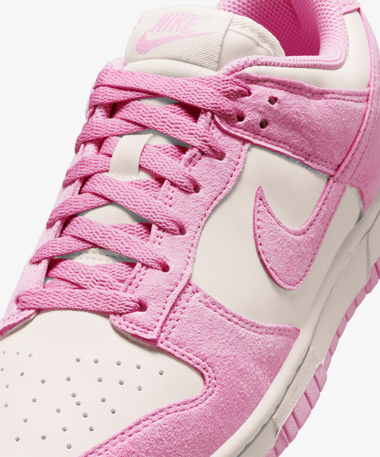 Nike Dunk Low Sneaker HJ7673-101 - Sneaks Up